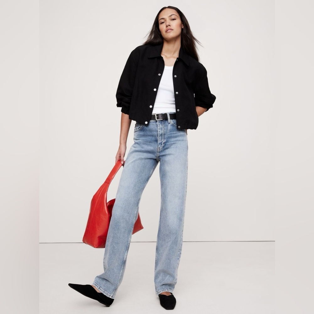 NWT! Banana Republic Light Wash High-Rise 90s Straight Jean 🩷 #713479